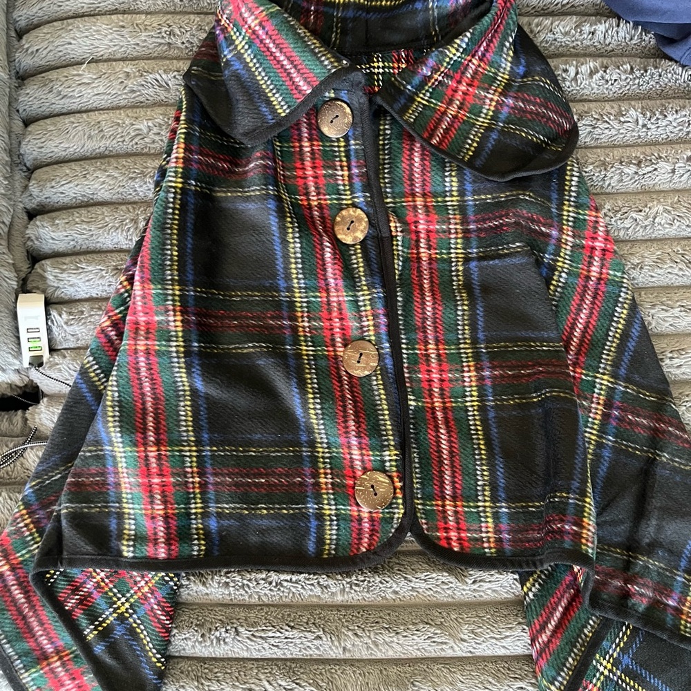 NEW Top It Off Accessories BLACK Plaid button Up shawl Top Symmetrical Winter ￼